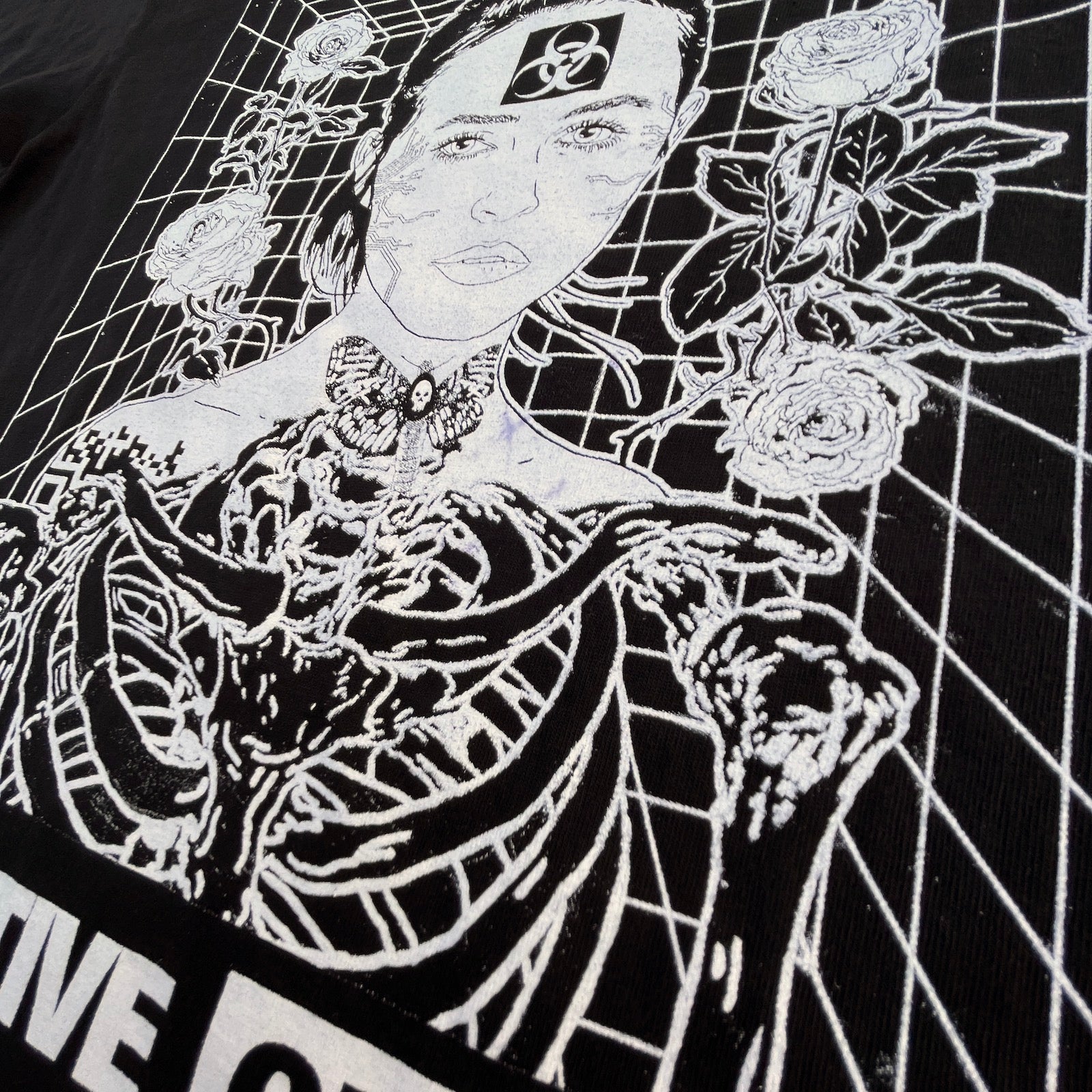 Neggy Gemmy - Negative Gemini Oversized Grid T-Shirt - 100% Electronica Official Store (Photo 3)