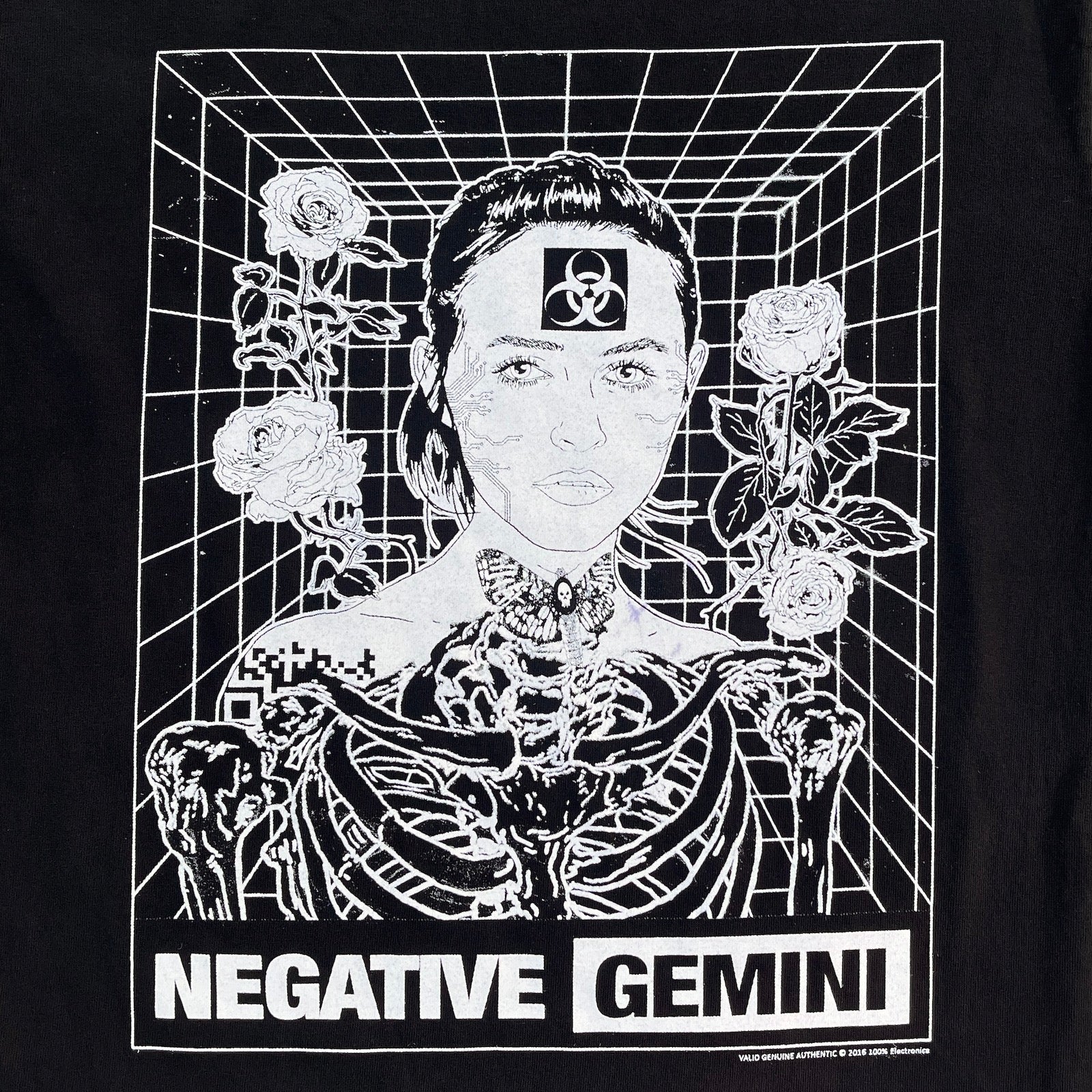 Neggy Gemmy - Negative Gemini Oversized Grid T-Shirt - 100% Electronica Official Store (Photo 2)